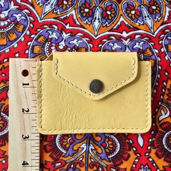 Portland Leather Market tote in Vanilla with matching Classic Plus Card Holder - Picture 7 of 9